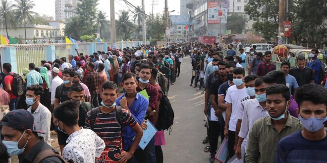 ১০ হাজার কনস্টেবল নিয়োগে প্রস্তুতি: কাজ শুরু করেছে স্বরাষ্ট্র মন্ত্রণালয়
