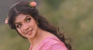 ক্যামেরার সামনে আমি অনেক আনন্দ পাই