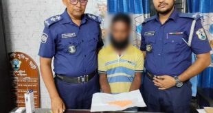 বরিশালের জয়ন্তী নদীতে ট্রলারে নৌ পুলিশের অভিযান, ইয়াবাসহ গ্রেপ্তার ১