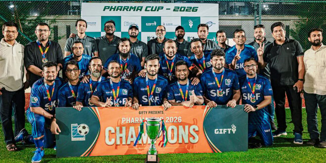 করপোরেট ব্যস্ততার ফাঁকে ফুটবলের উচ্ছ্বাস