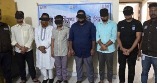 প্রক্সি পরীক্ষার্থী দিয়ে চাকরি পাইয়ে দেওয়ার অভিযোগ, ৪৫তম বিসিএসে সুপারিশপ্রাপ্তসহ গ্রেপ্তার ৩