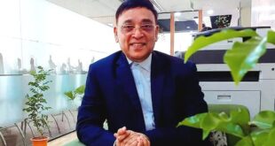 ভ্যাপিংয়ের অজান্তে মাদকের মরণফাঁদে তরুণেরা