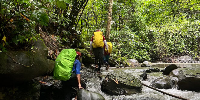 ভরা বর্ষায় দুর্গম পাহাড়ে ১২ দিনের অভিযানে গিয়েছিলেন ছয় বন্ধু, অভিজ্ঞতা কেমন