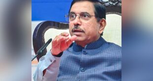 ভারতের শিক্ষামন্ত্রীর দায়িত্বে প্রহ্লাদ যোশী