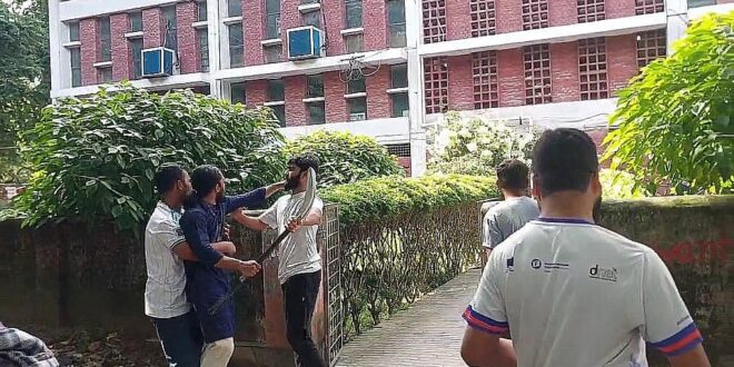 আম্মার ও শিবির নেতাদের কর্মকাণ্ডে রাজশাহী বিশ্ববিদ্যালয় শিক্ষক নেটওয়ার্কের উদ্বেগ