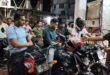 ফেসবুকে খবর ছড়ায় ‘জ্বালানি তেলের সংকট’, মধ্যরাতে রাজশাহীর ফিলিং স্টেশনে ভিড়