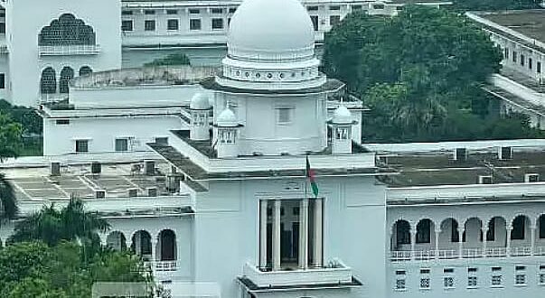 সুনির্দিষ্ট মামলা ছাড়া গ্রেপ্তার দেখানো, হয়রানি না করতে হাইকোর্টের দেওয়া আদেশ স্থগিত