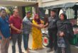 নতুন ইজিবাইক পেয়ে মুখে হাসি ফুটল কিশোর মিশকাতের