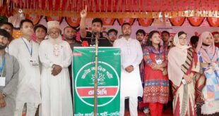 স্বরাষ্ট্রমন্ত্রী সীমান্ত হত্যাকে বৈধতা দিয়েছেন: হাসনাত