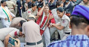 দিল্লির রাজপথ যখন জ্বলছে, সংসদ তখন চুপ থাকতে পারে না