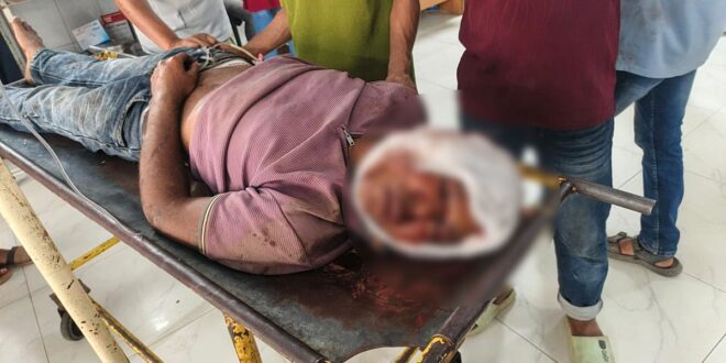 ঠিকাদারকে রক্তাক্ত অবস্থায় উদ্ধার, পরিকল্পিত হত্যাচেষ্টা বলছে পরিবার