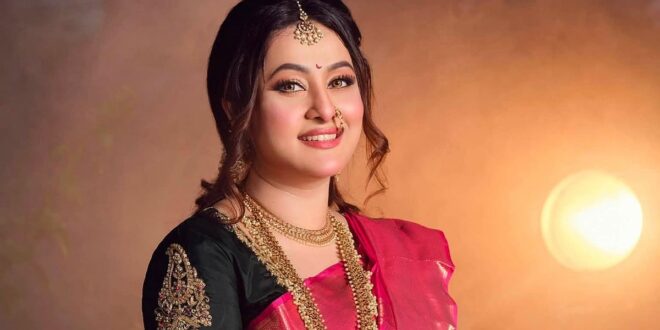 ২১ বছর! মনে হচ্ছে, এই তো সেদিন