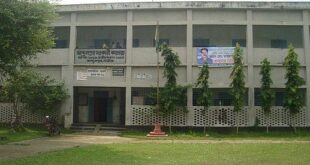 নাটোরে প্রতারণার শিকার ৮ এইচএসসি পরীক্ষার্থীর প্রথম পরীক্ষা নিয়ে অনিশ্চয়তা এখনো কাটেনি