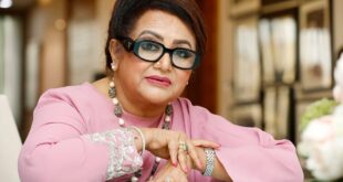 গাড়ি কিনে মাকে দেখাতে গিয়ে দেখি তিনি সাদা চাদরে ঢাকা