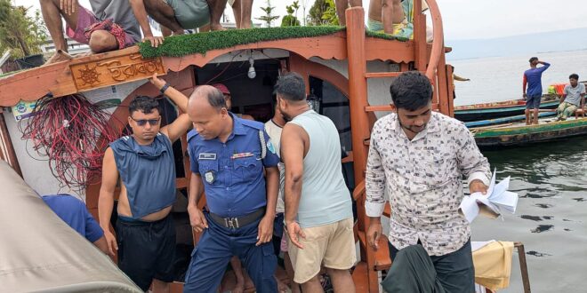টাঙ্গুয়ার হাওরে অভিযান, ৬টি হাউসবোটের বিরুদ্ধে মামলা–জরিমানা