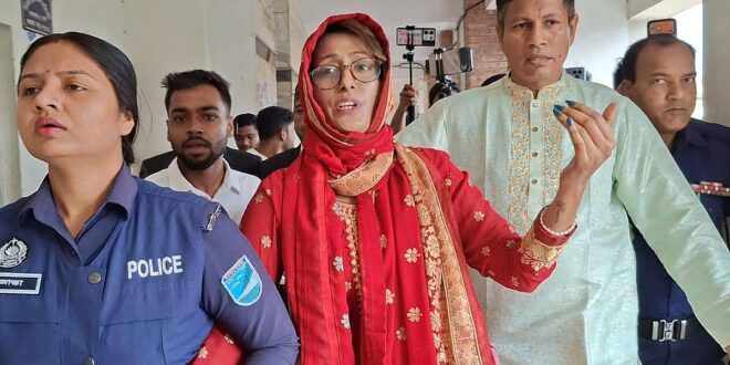 আলোচিত মডেল ‘মিষ্টি সুবাসকে’ হত্যাচেষ্টা মামলায় গ্রেপ্তার দেখানোর আদেশ