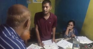 সিলেটে চায়ের দোকানে খাতা দেখা পরীক্ষককে শোকজ, কলেজ থেকে অব্যাহতি