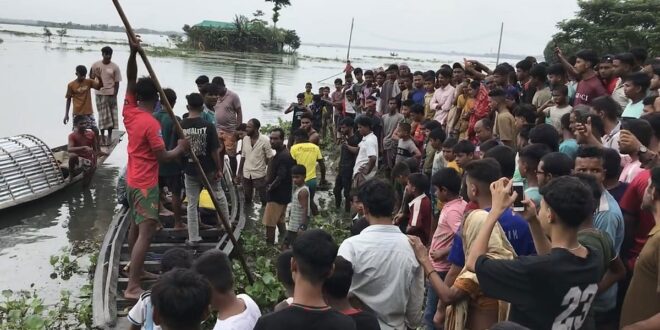 সুনামগঞ্জে বাড়ি ফেরার পথে নৌকাডুবিতে নিখোঁজ আরও দুজনের লাশ উদ্ধার