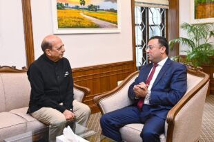 শেখ হাসিনা যেন রাজনৈতিক বক্তব্য দিতে না পারে: ভারতীয় হাইকমিশনারকে প্রধানমন্ত্রীর উপদেষ্টা