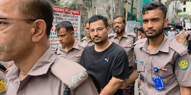 ৫৭ লাখ টাকার জাল নোট দিয়ে সোনা কিনতে গিয়ে গ্রেপ্তার রুবেল দুই দিনের রিমান্ডে